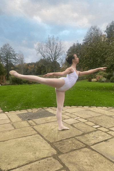 Elizabeth Chatterton — Classical dancer