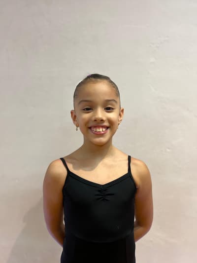 Ximena Manguen — Contemporary dancer, Mexico
