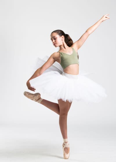 Ella Bardugo Davidovich — Classical dancer, Israel