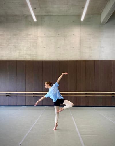Seren Hill — Classical dancer, Australia