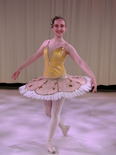 Vilja Nevala — Classical dancer