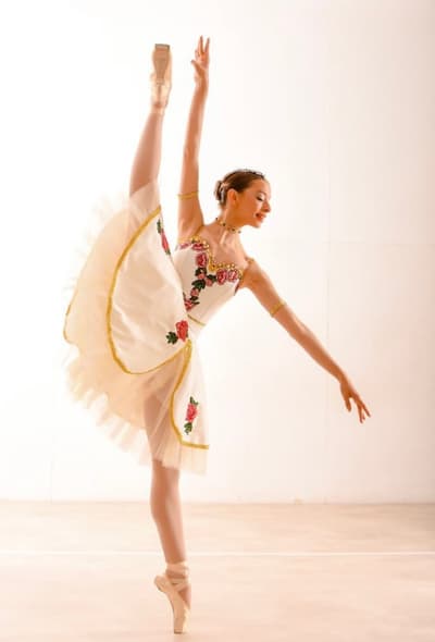 Lucia Abril Marcucci — Classical dancer