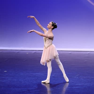 Anneke Soulis — Classical dancer, Australia