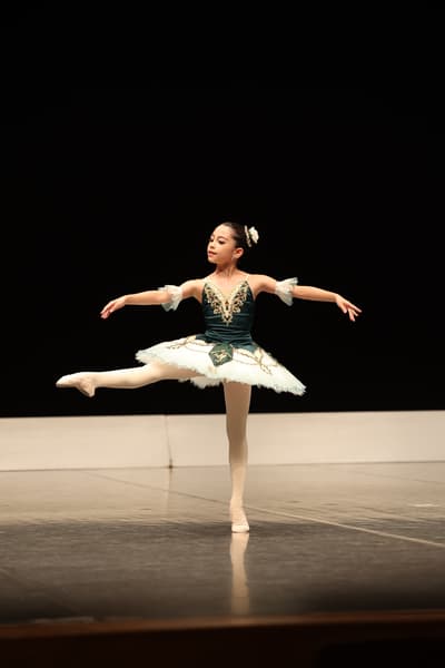Yuuna Senges — Classical dancer, Japan