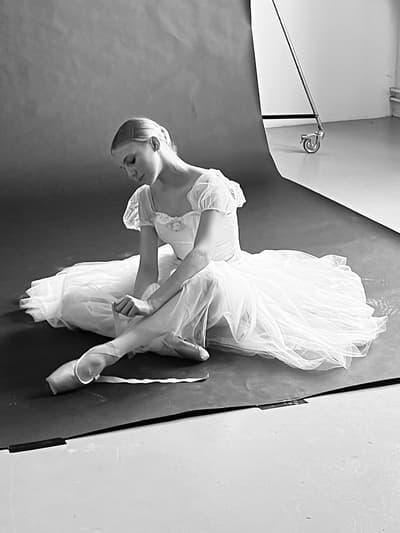 Juliette Larsson — Classical dancer, Sweden