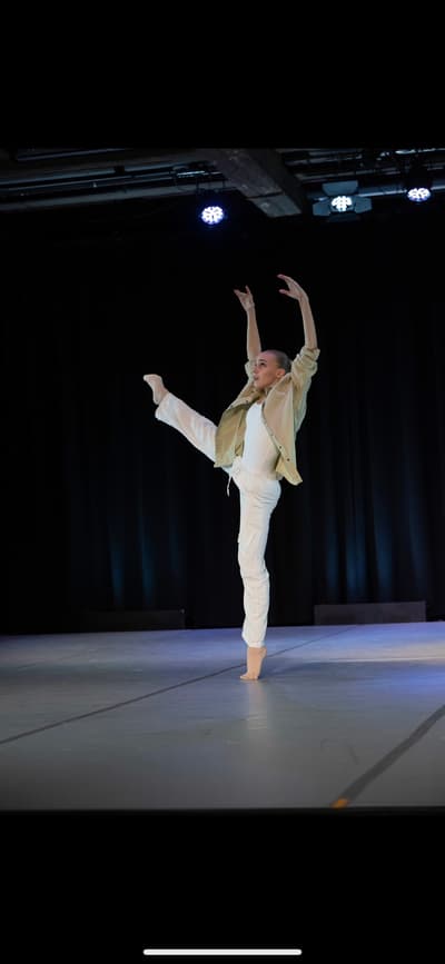 Juliette Larsson — Classical dancer, Sweden
