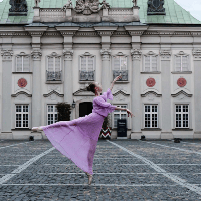 Nina Dukielska — Classical dancer