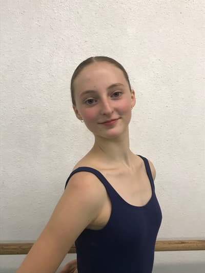 Addie Lessley — Classical dancer, France