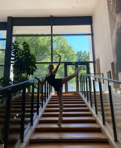 Valentine Palaze-lacombe — Classical dancer