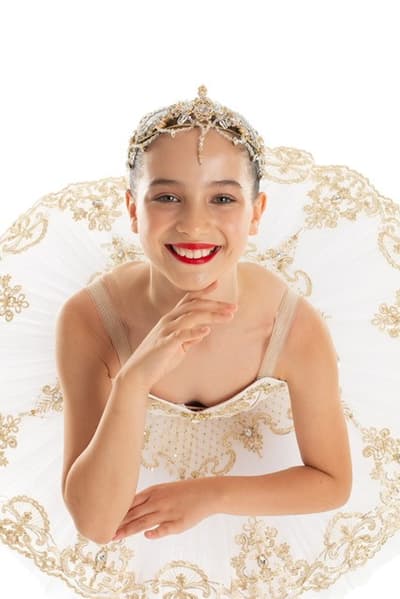 Hannah Robinson — Classical dancer, Australia