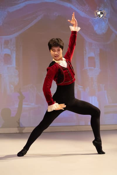 Wei En Xu — dancer, Canada