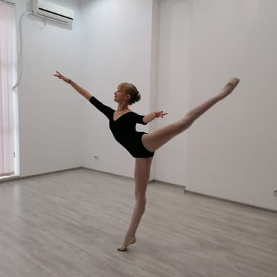 Emma Savu — Classical dancer, Romania
