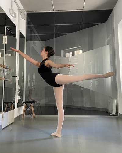 María Gómez Blázquez — Classical dancer, Spain