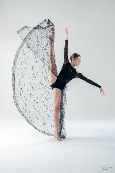 Jáhnavi Vinader Durá — Classical dancer, Spain