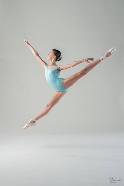 Jáhnavi Vinader Durá — Classical dancer, Spain