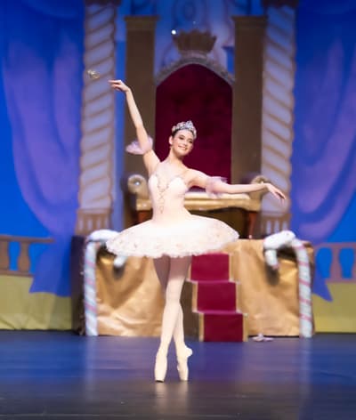 Mia Hall — Classical dancer, United States