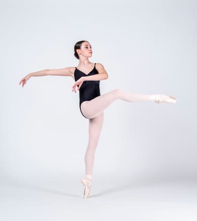 Mia Hall — Classical dancer, United States