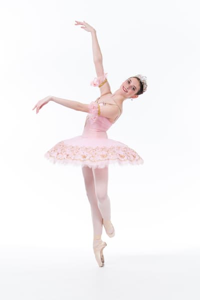 Mia Hall — Classical dancer, United States