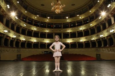 Nicole Pezzolesi — Classical dancer, Italy