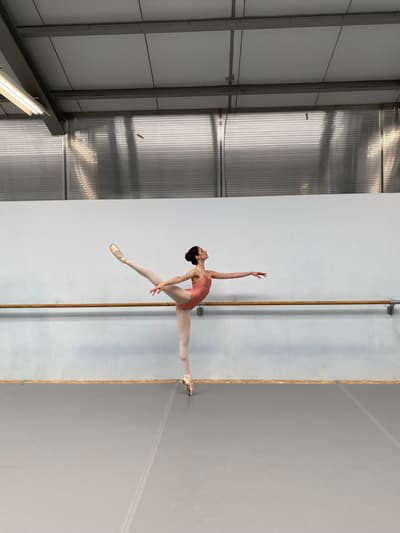 Valeria Gonzalez Maidana — Classical dancer, Wolowe-Saint-Pierre, Belgium