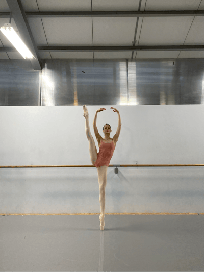 Valeria Gonzalez Maidana — Classical dancer, Wolowe-Saint-Pierre, Belgium
