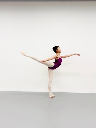 Ling Ren — Classical dancer, China