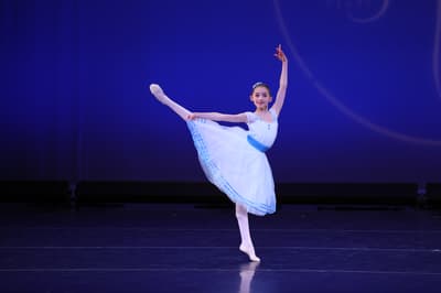 Isabella Debiasio — Classical dancer, United States