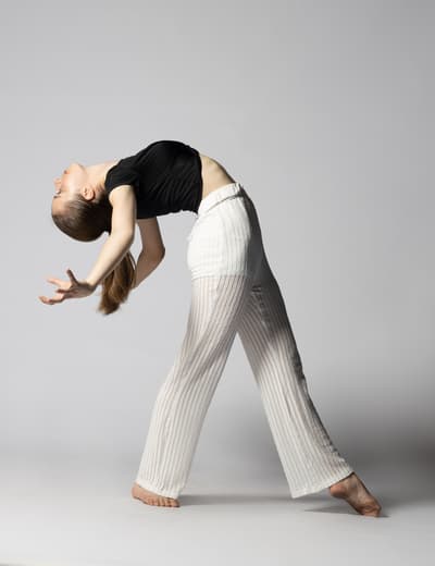 Emmeline Vercaigne — Contemporary dancer, Belgium