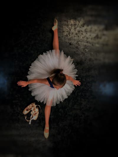 Cameron Cyncar Hellemans — Classical dancer, Paraguay