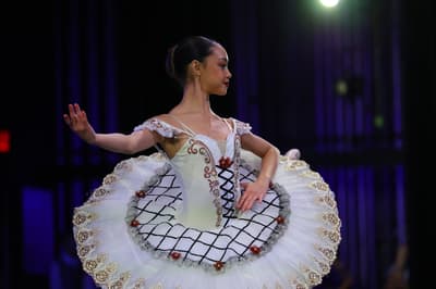 Isabella Sullivan — Classical dancer, United States