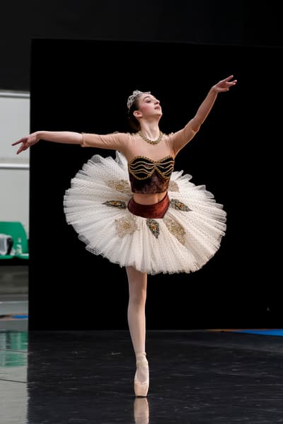 Elisa Tamiozzo — Classical dancer