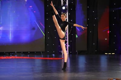 Sara Mocanu — Classical dancer, Romania