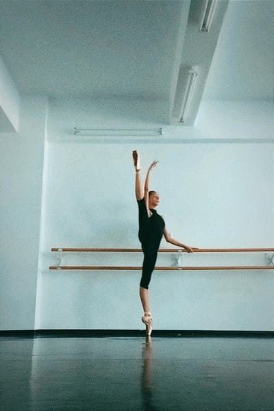 Sara Mocanu — Classical dancer, Romania