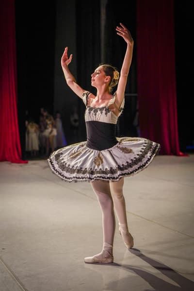Sara Mocanu — Classical dancer, Romania