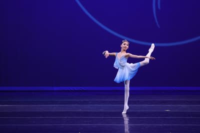 Athena Hu — Classical dancer, CAMPBELL, United States