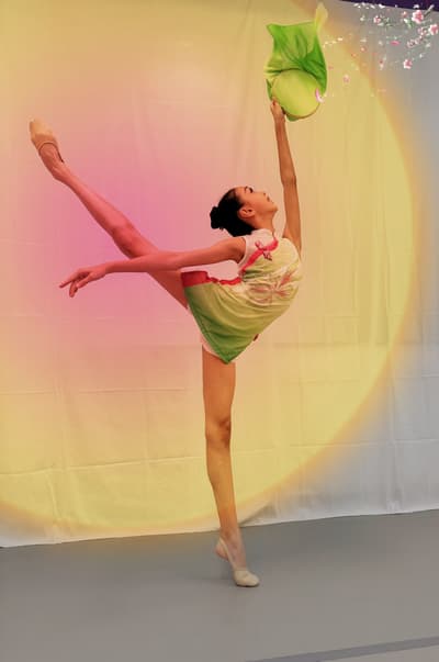 Athena Hu — Classical dancer, CAMPBELL, United States