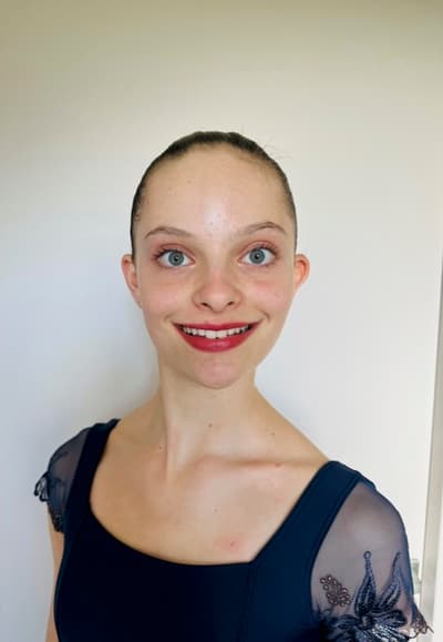 Romy Enthime Cloarec — Classical dancer, France