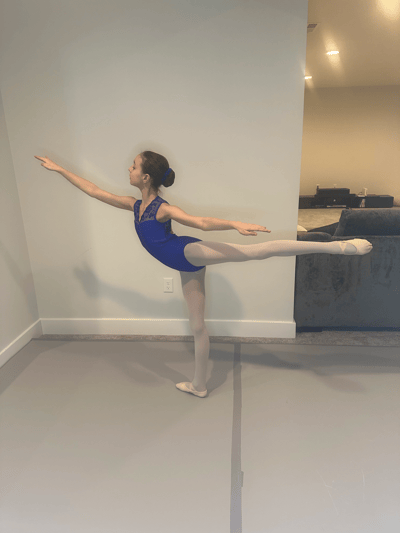 Hallie Oberhofer — dancer