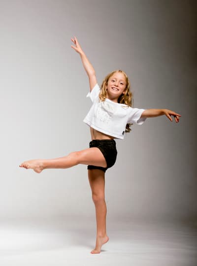 Addison Comanos — Classical dancer, Australia