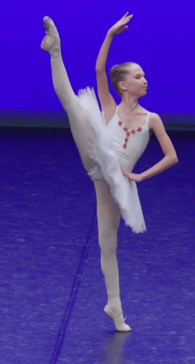 Alisa Lomovska — Classical dancer, France