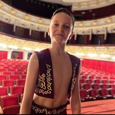Iustin Mihai Raducanu — Classical dancer, Romania