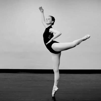 Chloe Solberg — Classical dancer, United States