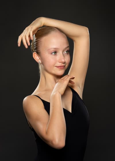 Avery Lauritzen — Classical dancer, United States