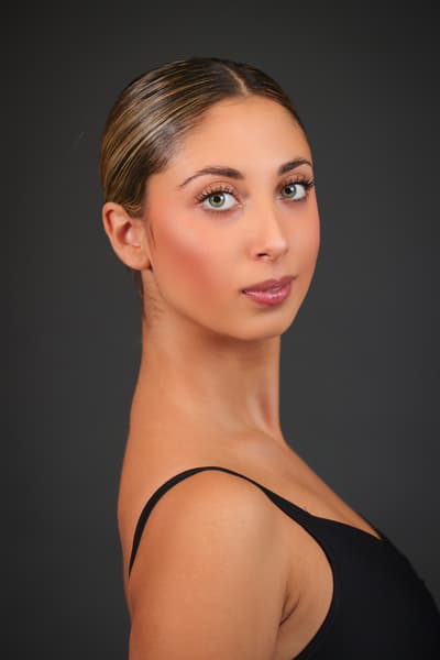 Camilla Pont — Classical dancer, France