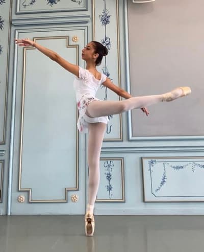 Camilla Pont — Classical dancer, France