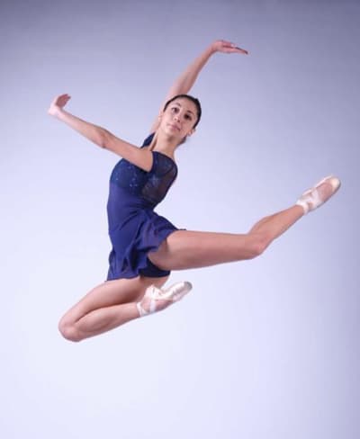 Camilla Pont — Classical dancer, France