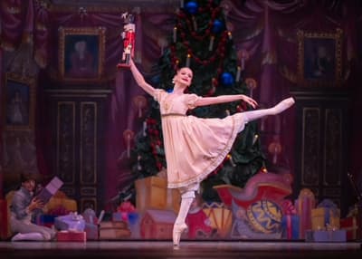 Jolie Lavaux — Classical dancer, United States