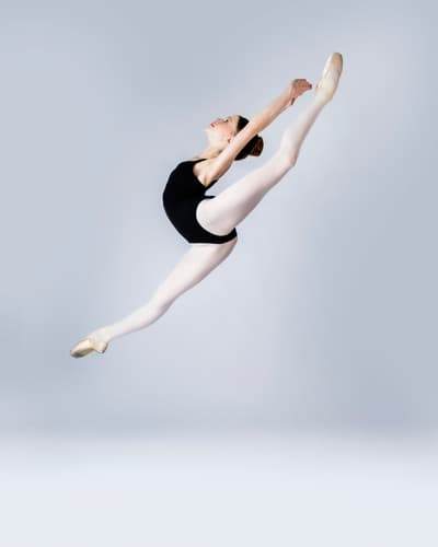 Jolie Lavaux — Classical dancer, United States