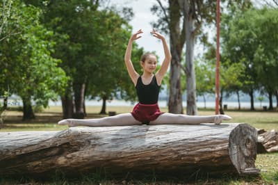 LUA PALADINO — Classical dancer, Argentina