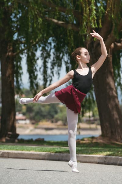LUA PALADINO — Classical dancer, Argentina